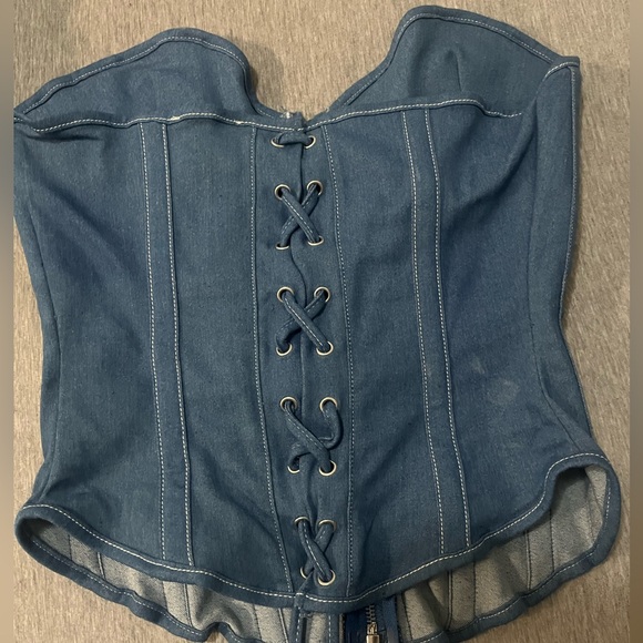 Fashion Nova NWT SEXY BLUE DENIM CORSET WITH ZIPPER. Waist cincher. 🥰 - Picture 5 of 6